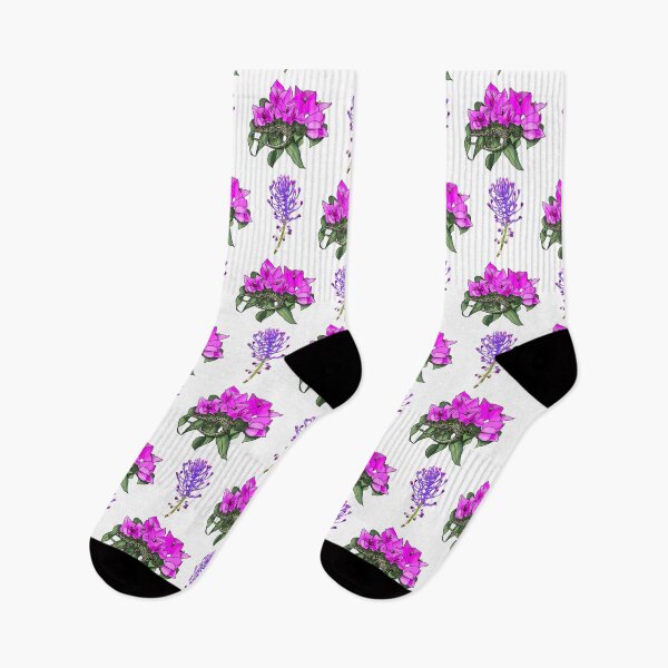 Item preview, Wall lizard on bougainvillea pattern, off white designed and sold by Naty Design Prague.