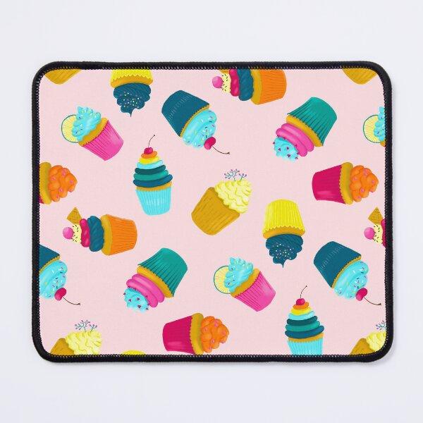 Artikelvorschau, bunte Cupcakes auf pink | nahtloses Muster entworfen und verkauft von colorofmagic.