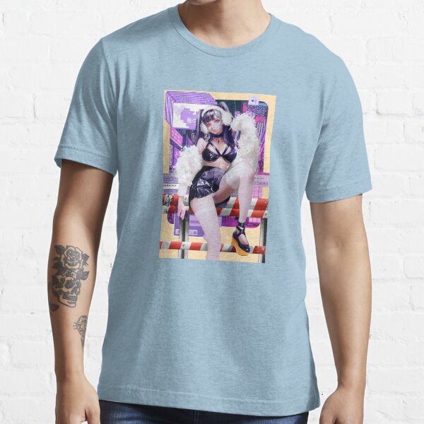 idol Essential T-Shirt