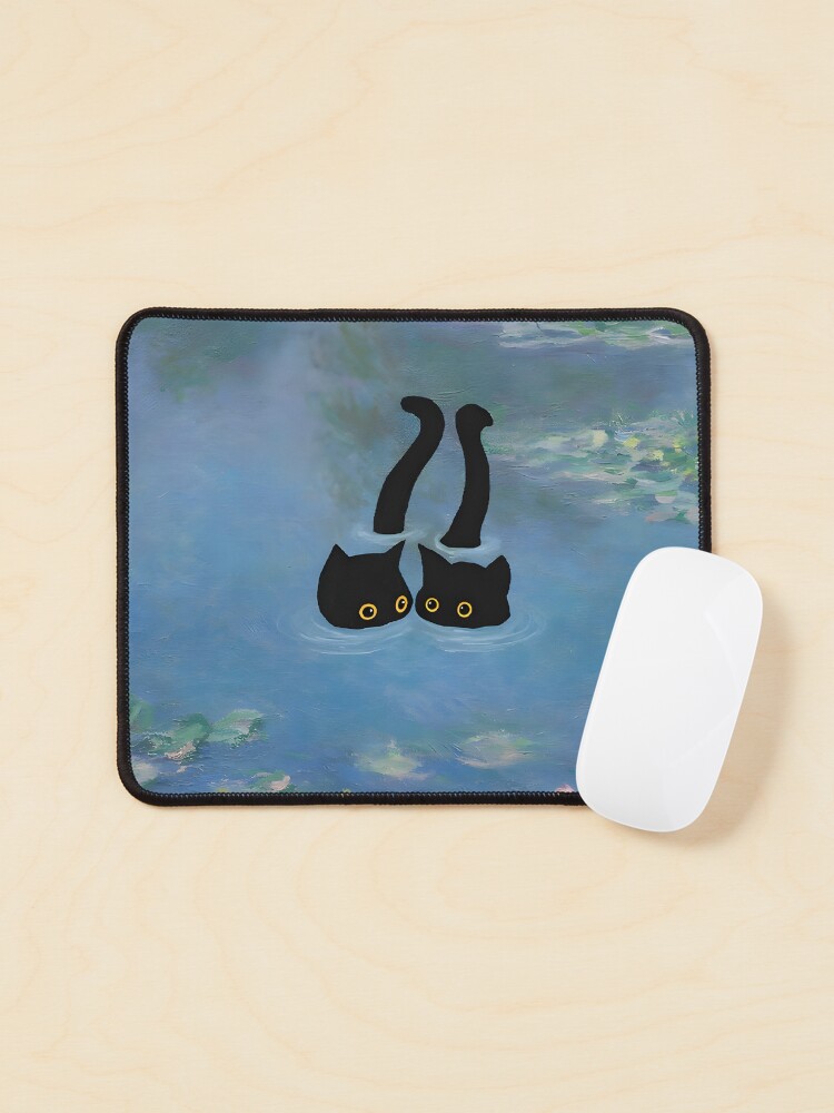 Aperçu 1 sur 5. Tapis de souris avec l'œuvre Deux Chats Imprimé Monet Nénuphar créée et vendue par outdoorway.