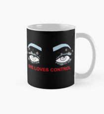 Taza Ella ama los ojos de control