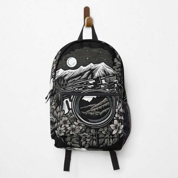 Artikelvorschau, Moonlight Adventures - Camera Design for Photographers and Photography Enthusiasts entworfen und verkauft von Max Simson.