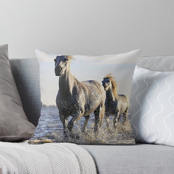 Aperçu de l'œuvre Cheval camargue créée et vendue par Yuna26.