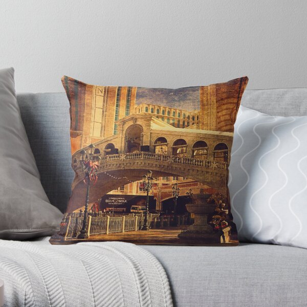 Venetian store hotel pillows