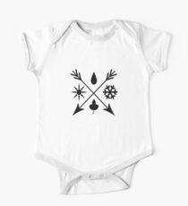 The four seasons black One Piece - Short Sleeve