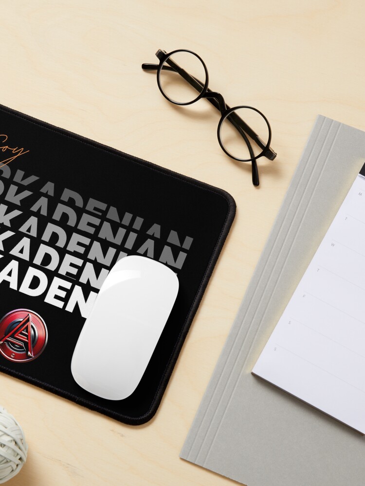 Imagen 3 de 5, Alfombrilla de ratón con la obra soy Arkadenian, diseñada y vendida por SaraPanacea.
