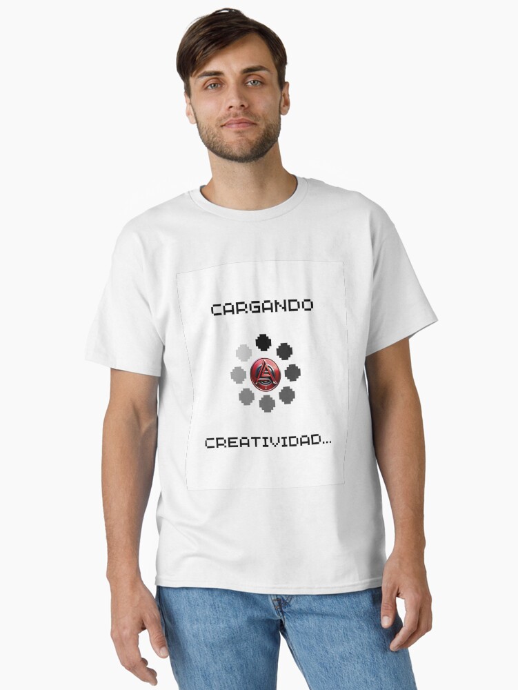 Imagen 1 de 7, Camiseta clásica con la obra Cargando creatividad, diseñada y vendida por SaraPanacea.