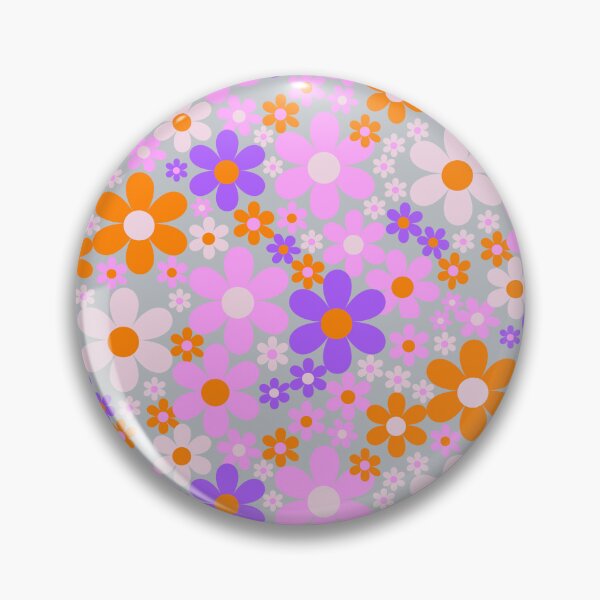 Artikelvorschau, Üppige Flower Power – Retro-Blumen direkt aus den 1970er Jahren mit einem Farbupdate – Pink, Lila, Grau und Orange. entworfen und verkauft von BlackDogArtists.