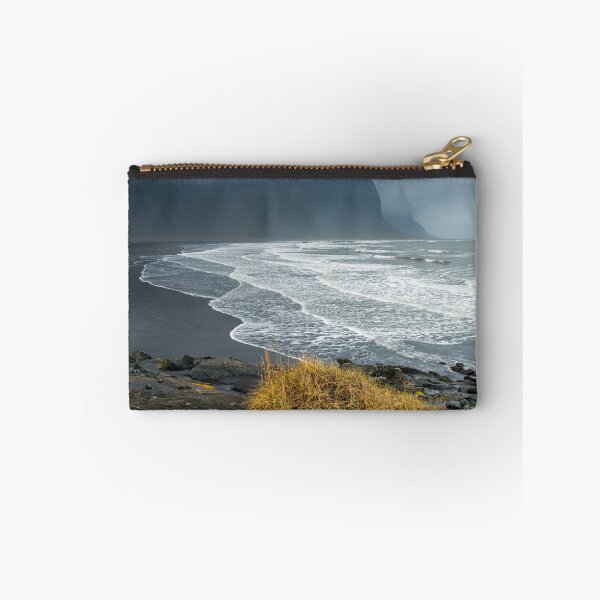 Item preview, Playa desierta de Islandia designed and sold by Cameranick.