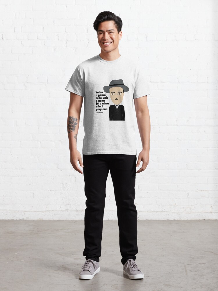Imagen 3 de 7, Camiseta clásica con la obra Fernando Pessoa, diseñada y vendida por creotumundo.