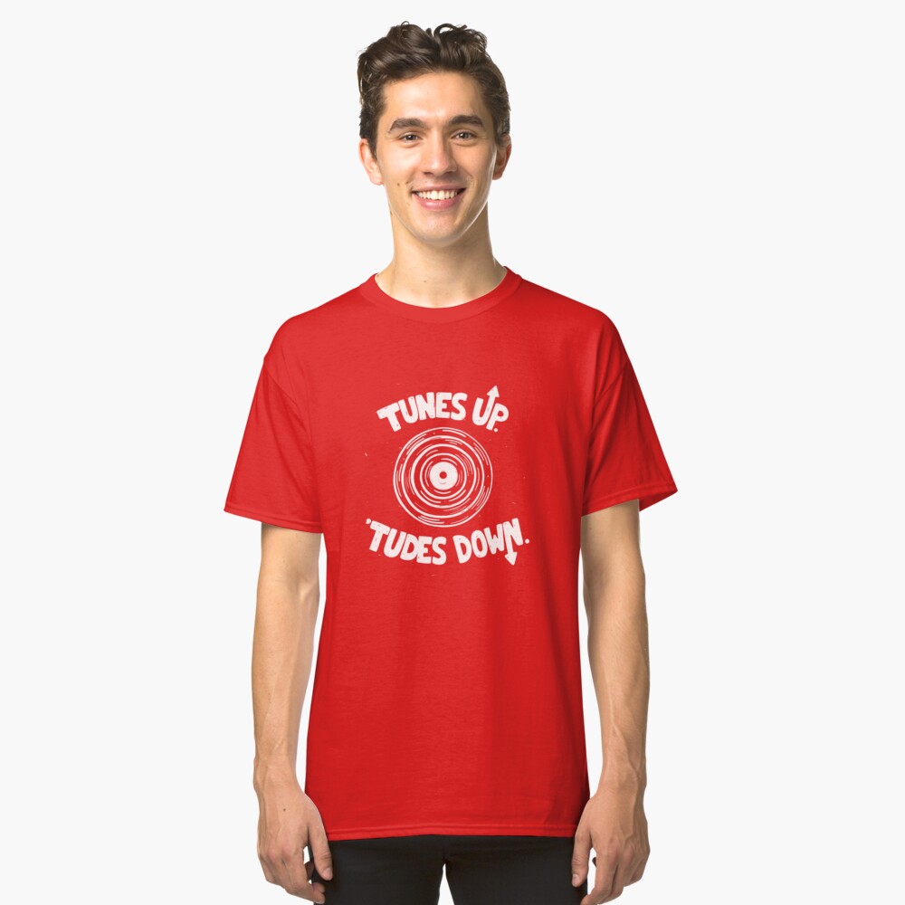 TUNES UP Classic T-Shirt