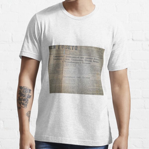 Old Historical Edition, Soviet Union Political Newspaper Essential T-Shirt