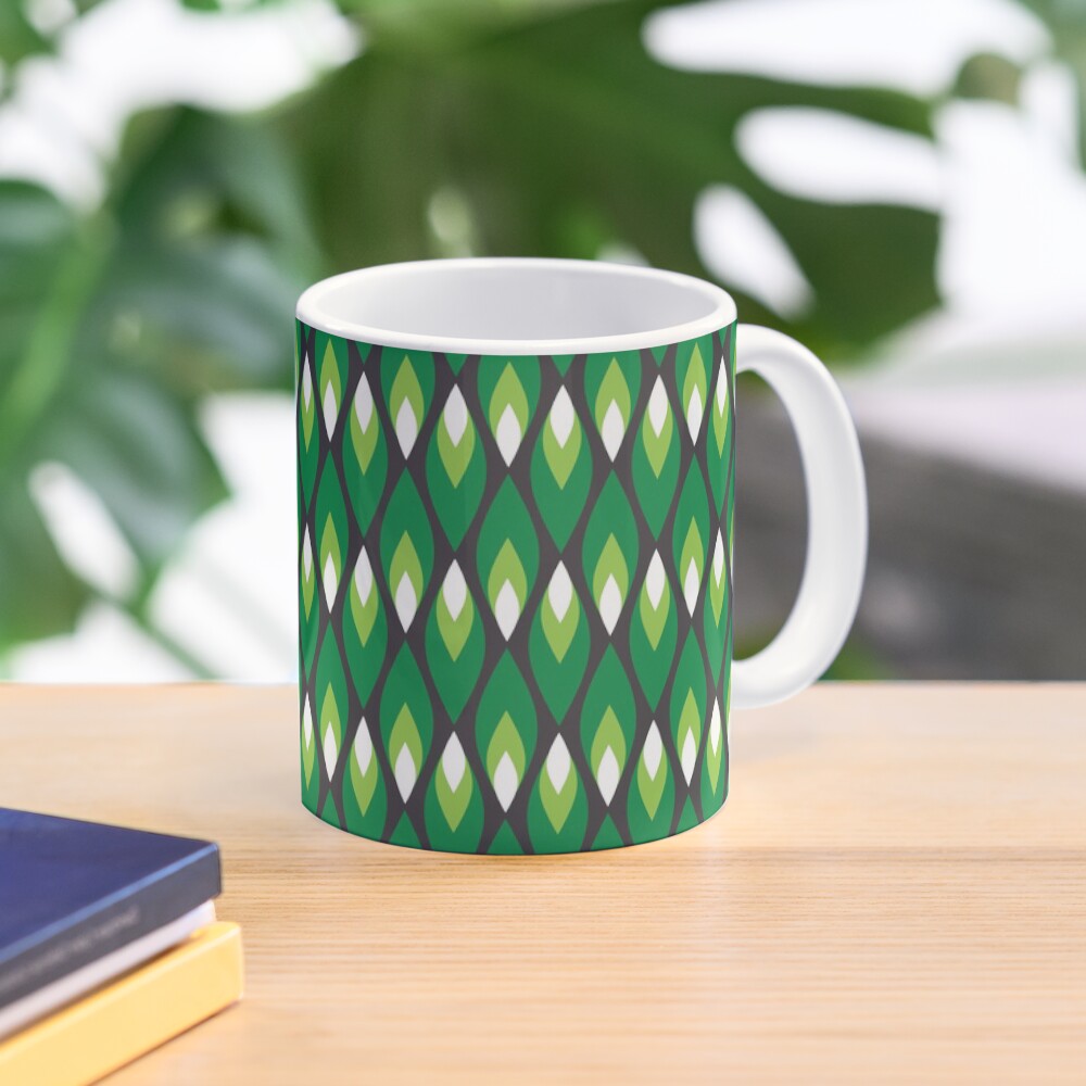 Small green flames pattern Mug