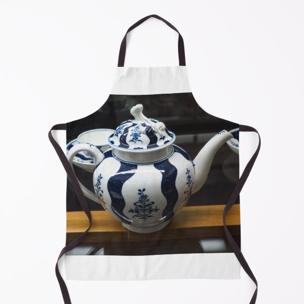 Item preview, Lowestoft Porcelin Teapot. 1770-1790 designed and sold by wiggyofipswich.