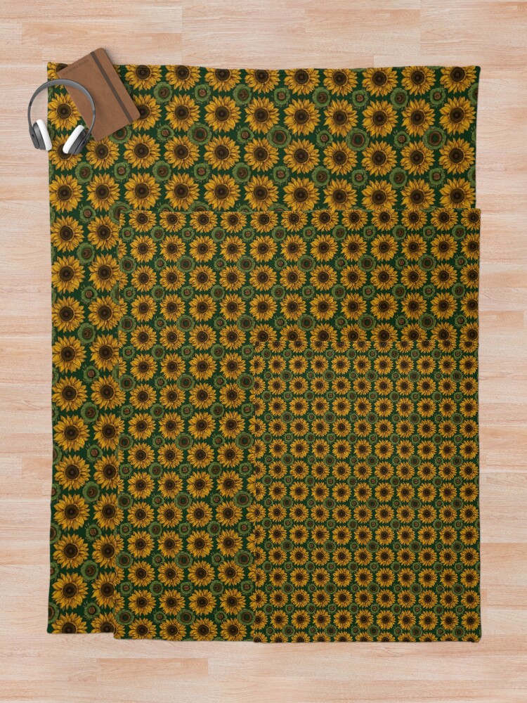 Imagen 5 de 6, Manta con la obra AI Generated Sunflower Pattern #1, diseñada y vendida por FantasySoul.
