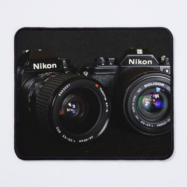 Aperçu de l'œuvre Nikon pour toujours créée et vendue par Glineur.