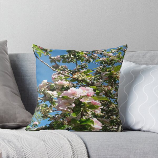 Artikelvorschau,  Apfelblüte in voller Blüte entworfen und verkauft von JANDR-Designs.