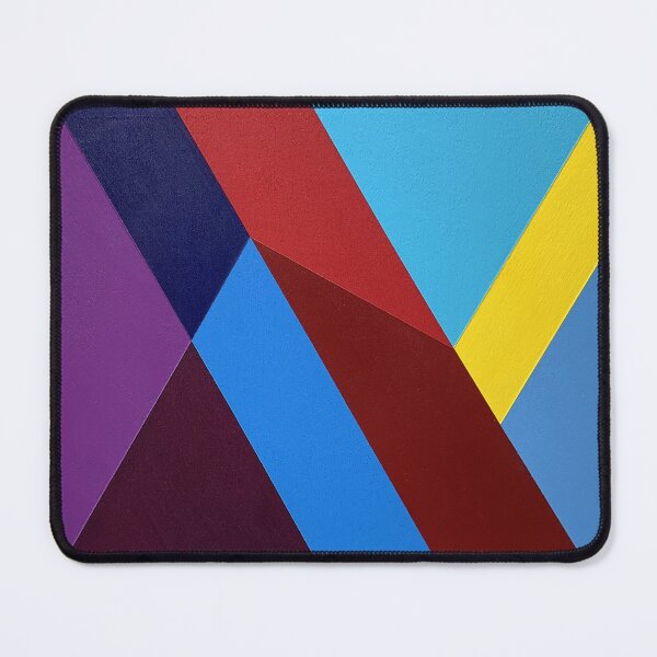 Item preview, it's not the same designed and sold by Derek Winslow.