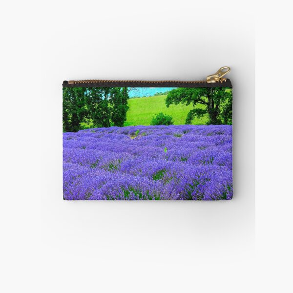 Artikelvorschau, Blick auf Lavendelfelder in der Drôme Provencale in Frankreich entworfen und verkauft von franck380.