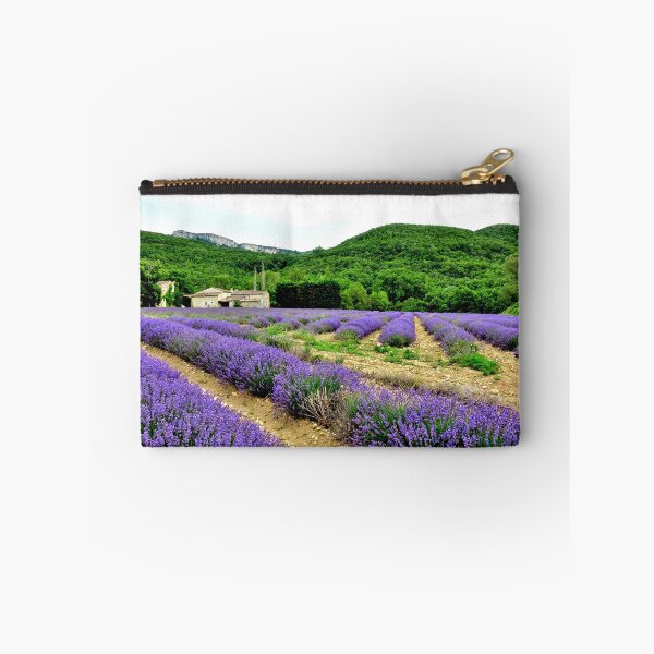 Artikelvorschau, Blick auf Lavendelfelder in der Drôme Provencale in Frankreich entworfen und verkauft von franck380.