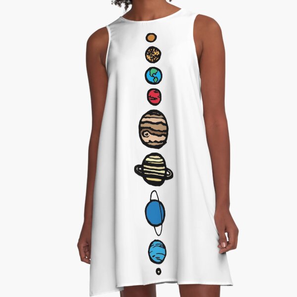 Ich habe sie einfach gehalten und trotzdem die Eigenschaften jedes Planeten beibehalten. Ich habe der Schwarz-Weiß-Version digital etwas Farbe als Variation hinzugefügt.
(Und natürlich habe ich Pluto in unsere Herzen aufgenommen, er ist immer noch ein P A-Linien Kleid