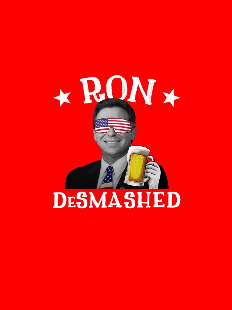 Aperçu 4 sur 4. Coque iPhone avec l'œuvre Ron DeSmashed Drunk President Ron DeSantis 4th Of July Gear créée et vendue par DynamicDesign.