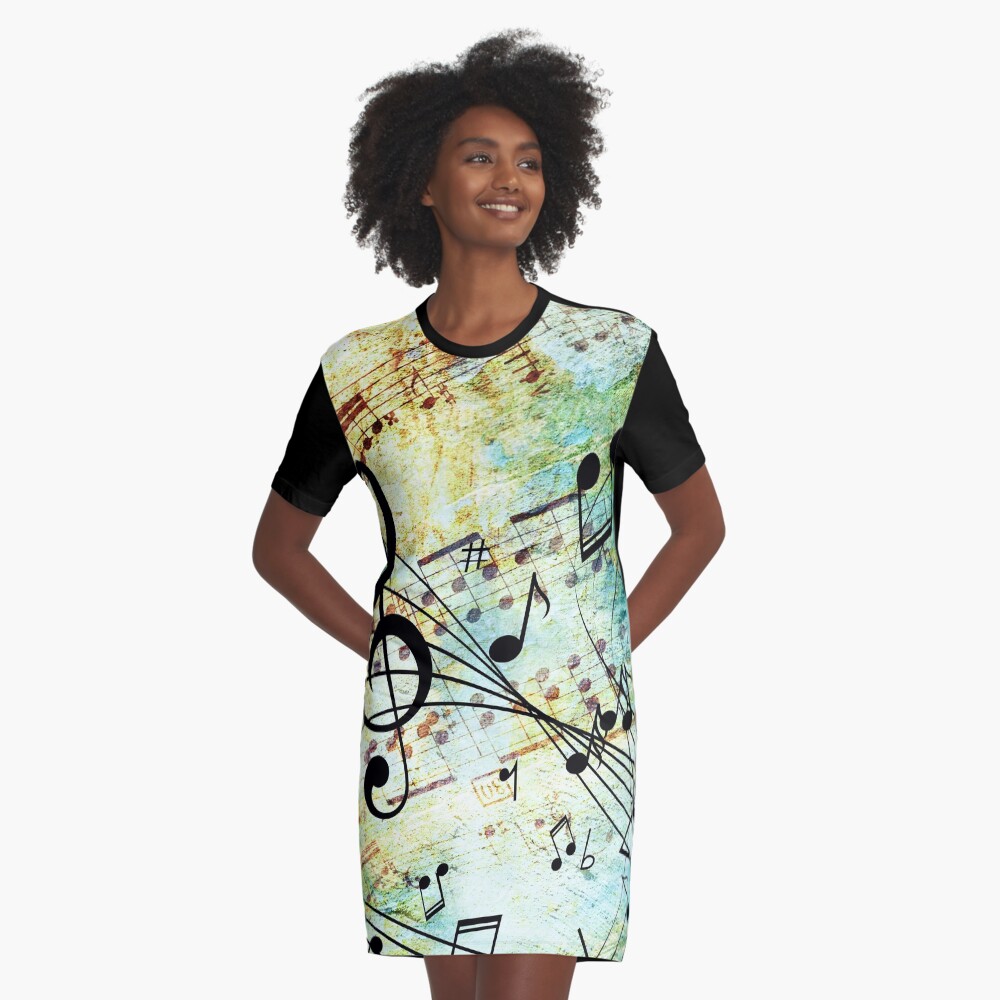 Aperçu de l'œuvre Robe t-shirt créée et vendue par grouthout.