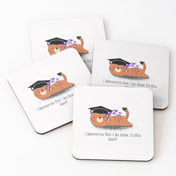Aperçu de l'œuvre J'AI ÉTÉ DIPLÔMÉ! PUIS-JE RETOURNER AU LIT MAINTENANT ? CADEAU DE GRADUATION DE CHAT FATIGUÉ DRÔLE Horloge créée et vendue par AOUISM.