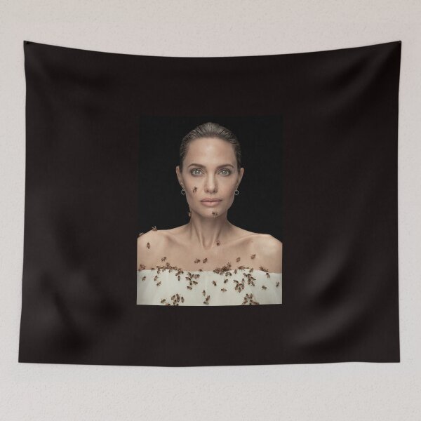 Artikelvorschau, Angelina Jolie entworfen und verkauft von PawsyArt.