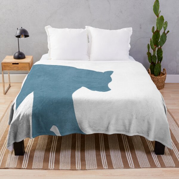 Artikelvorschau, Blue Bear Silhouette - Scandinavian Nursery Decor - Animal Friends - For Kids Room - Minimal - Ursa entworfen und verkauft von Studio Grafiikka.