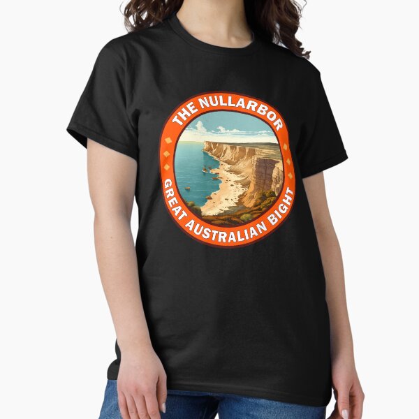 Vista previa del artículo con la obra «El emblema retro de viaje de la Gran Bahía Australiana de Nullarbor», diseñado y vendido por KrisSidDesigns.
