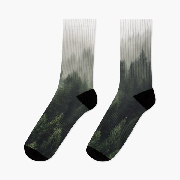 Aperçu de l'œuvre Pine trees, Green Forest, Canada, Alaska, Nature, Vancouver, USA, Oregon créée et vendue par Brewyart Creative Design.