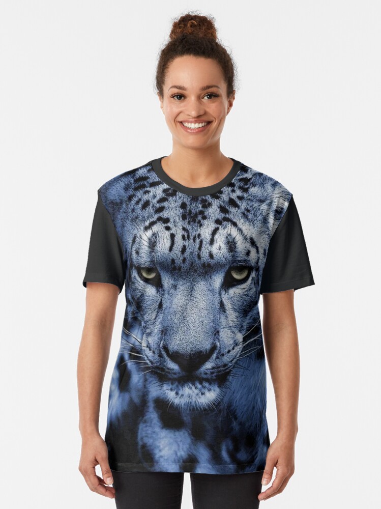 "SNOW LEOPARD" T-shirt by Paparaw | Redbubble