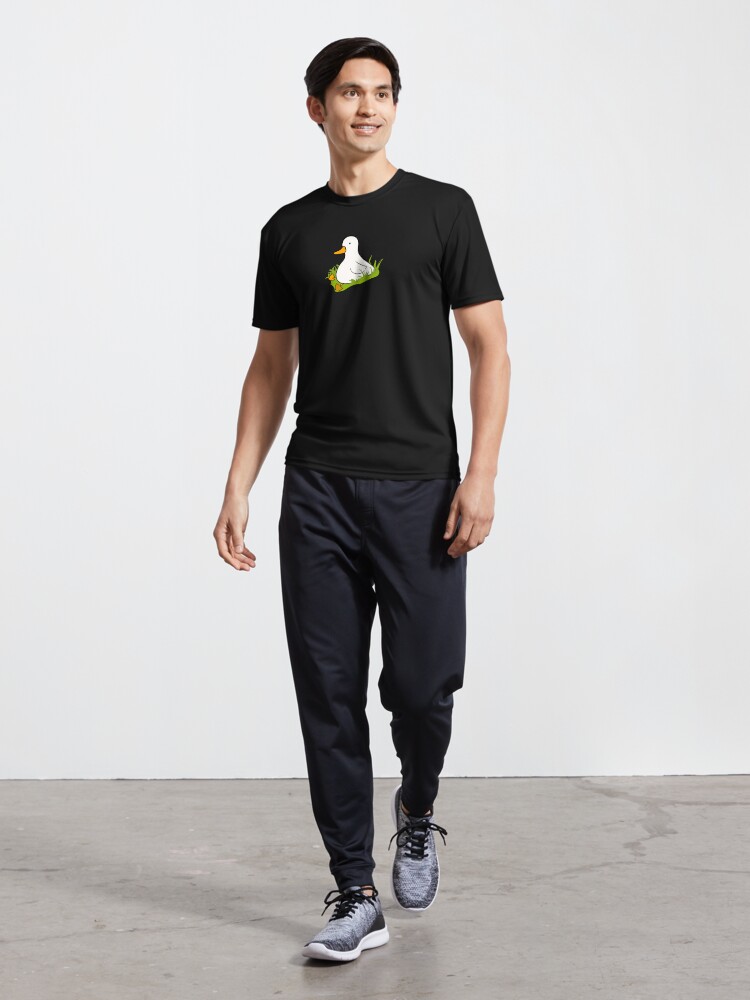 Aperçu 5 sur 7. T-shirt respirant avec l'œuvre Mignon petit canard s'occupant de ses propres affaires créée et vendue par StateOfDaisy.