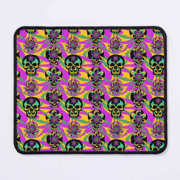 Artikelvorschau, Lebendiges DMT Trippy Pink Yellow Skulls Muster entworfen und verkauft von Aaron2610.