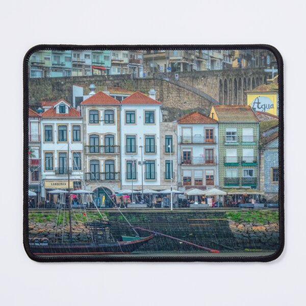 Artikelvorschau, Dezembertag in Porto entworfen und verkauft von Viv Thompson Photography .