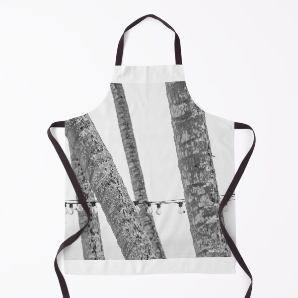 Artikelvorschau, Lichterkette durch die Palmen, Palm Cove, Queensland entworfen und verkauft von Liza Clements Photographic.