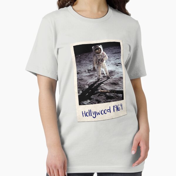 Artikel-Vorschau von Gefälschte Mond Landing Conspiracy Shirt, designt und verkauft von oliveribanez.