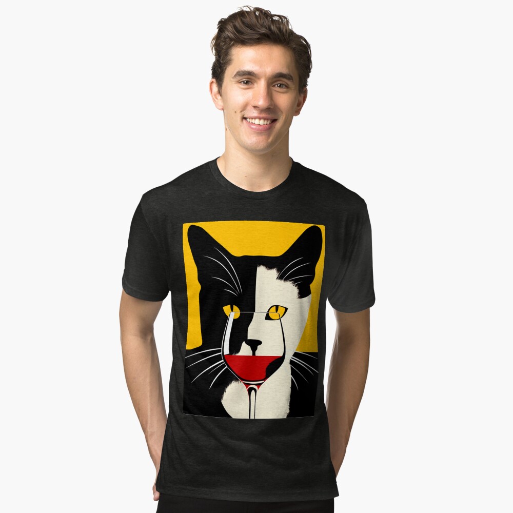 Artikel-Vorschau von Vintage T-Shirt, designt und verkauft von PinkPinkArts.