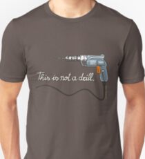 Dies ist keine Übung. Slim Fit T-Shirt