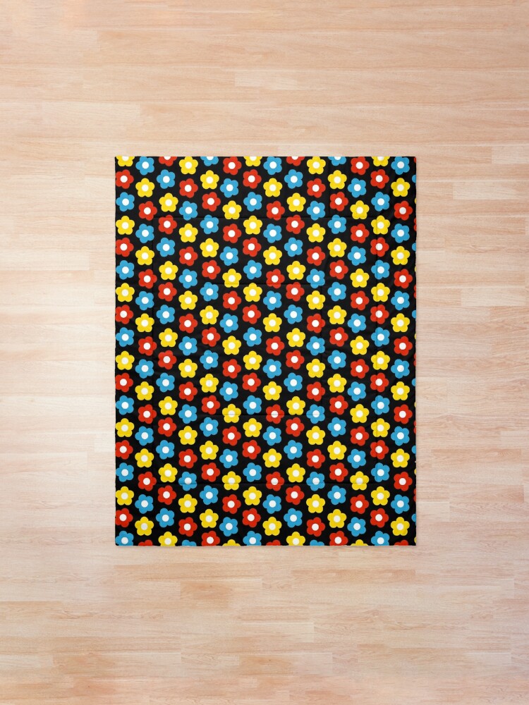 Disover Kidcore Flower Pattern Quilt