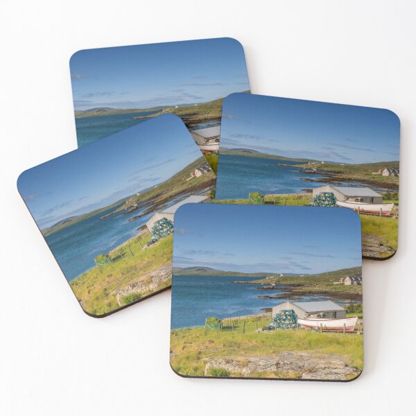 Artikelvorschau, Charmantes Castlebay, Isle of Barra entworfen und verkauft von Kasia Design.