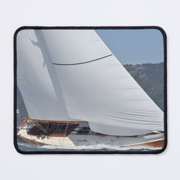 Artikelvorschau, Segelyacht nimmt an einer Regatta teil entworfen und verkauft von libanmax.