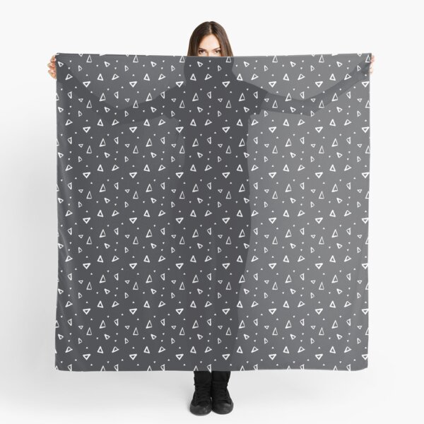 Retro Chic: Geometric White Triangles on a Black Background Scarf