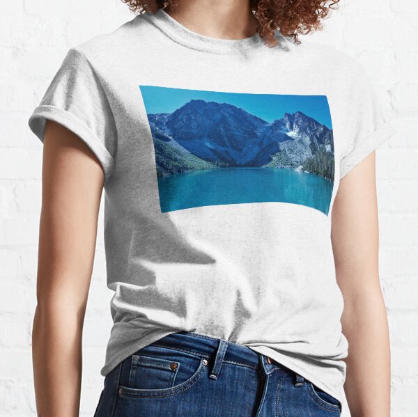 Blick auf den Colchuck Lake Classic T-Shirt