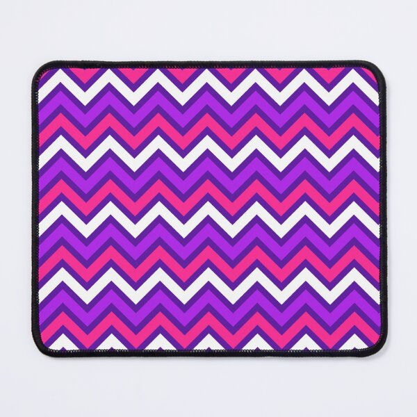 Artikelvorschau, Lila rosa Chevron-Muster entworfen und verkauft von Aetherier.