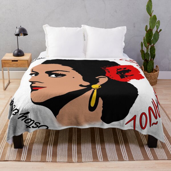 Item preview, a special Spanish being designed and sold by MissCaffeine.