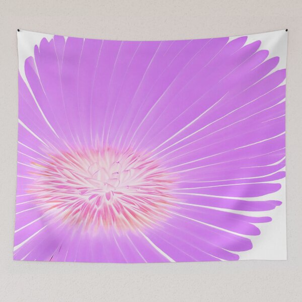 Aperçu de l'œuvre Single Flower Lavender Colored Petals créée et vendue par deniselynnimage.