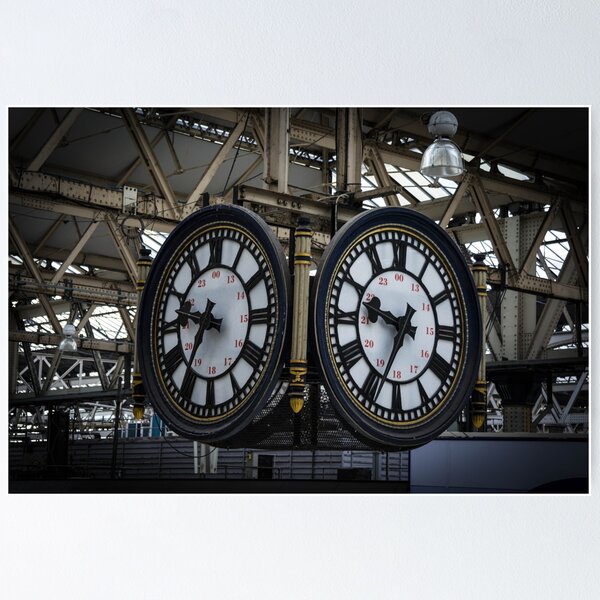 Item preview, clock designed and sold by paolo amiotti.