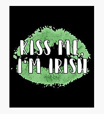 Kiss Me Im Irish Gift For Paddys St Patricks Day T-Shirt Sweater Hoodie Iphone Samsung Phone Case Coffee Mug Tablet Case Photographic Print